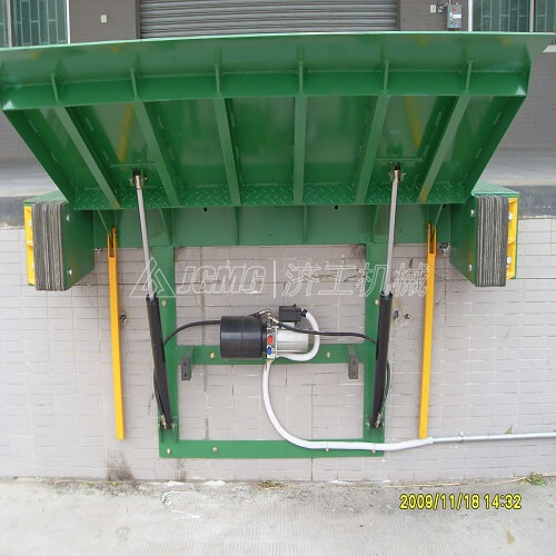 無地坑固定式登車橋 無地坑固定式登車橋