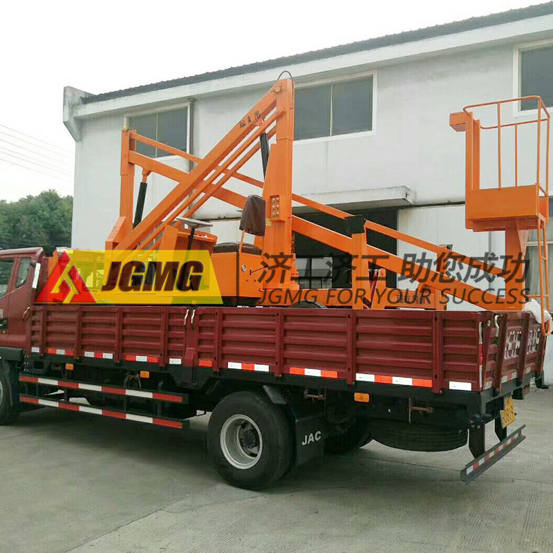 曲臂式高空作業(yè)車廠家 曲臂式高空作業(yè)車廠家